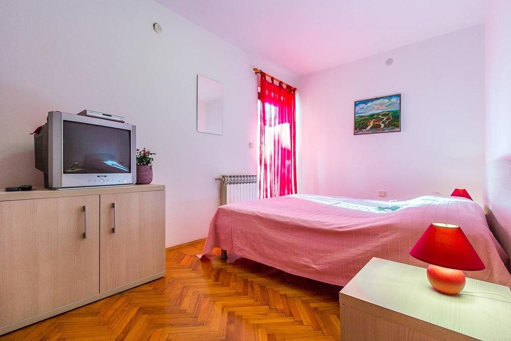 Apartments Valbandon Fazana Exterior photo