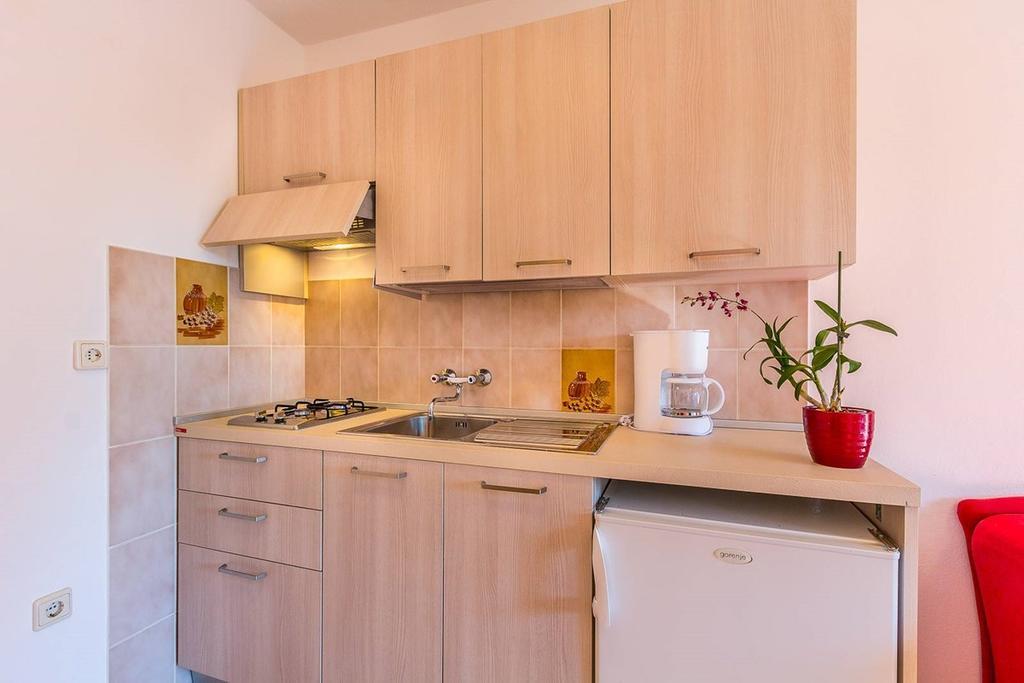 Apartments Valbandon Fazana Exterior photo